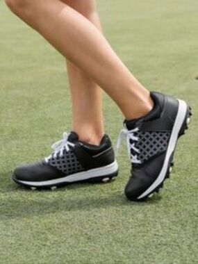 Nike Air Black White Golf Shoes Spiked Lace Up Size 6.5 Women Athletic Preppy Sp